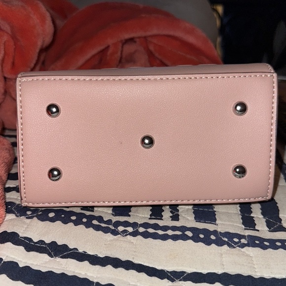 PBW - VEGAN LEATHER BAG (CHERRY BLOSSOM) - Picture 2 of 5